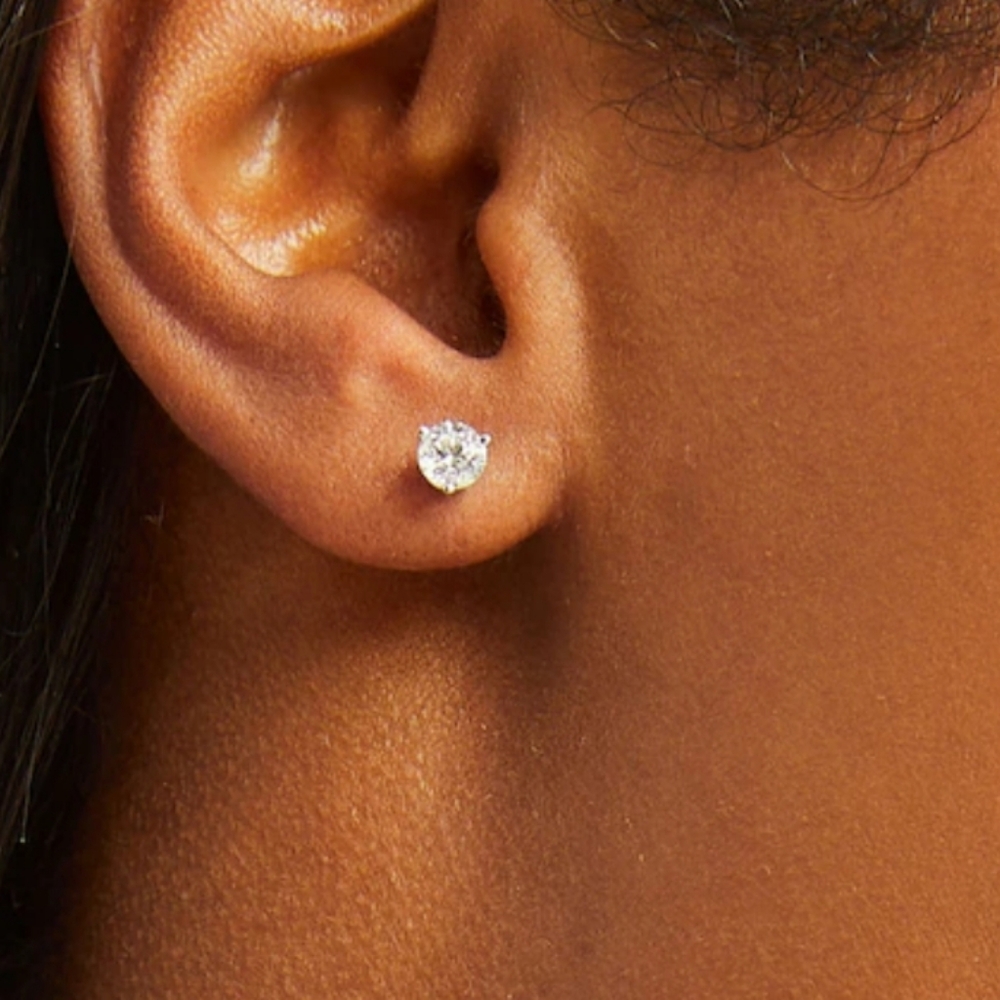 Leo Diamond Stud Earrings Tw .82
